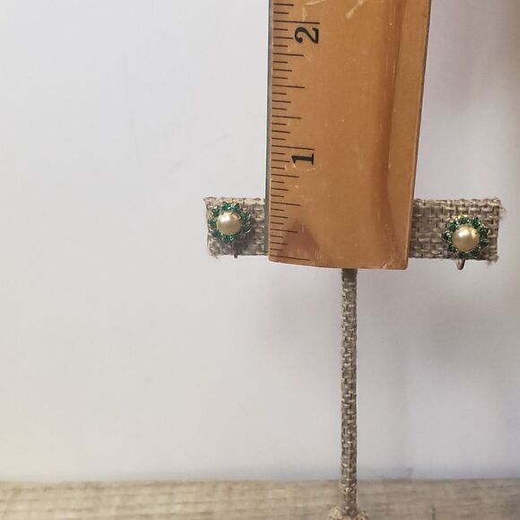 VINTAGE Screw-back Faux Pearl & Crystal Earrings - Picture 5 of 8